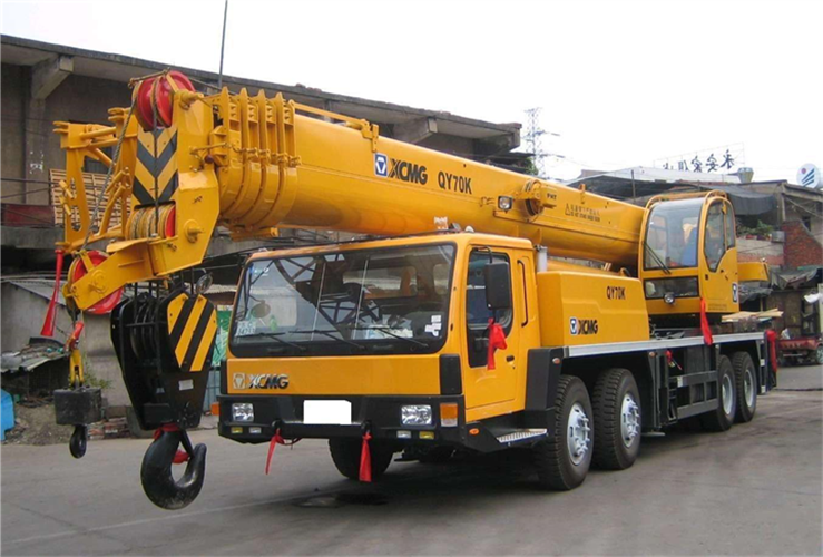 吉首市吊车出租选择重点